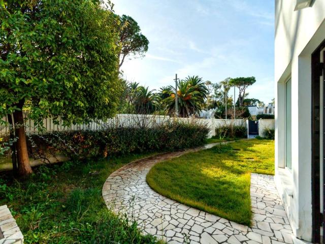 Villa in vendita a Santa Marinella RM