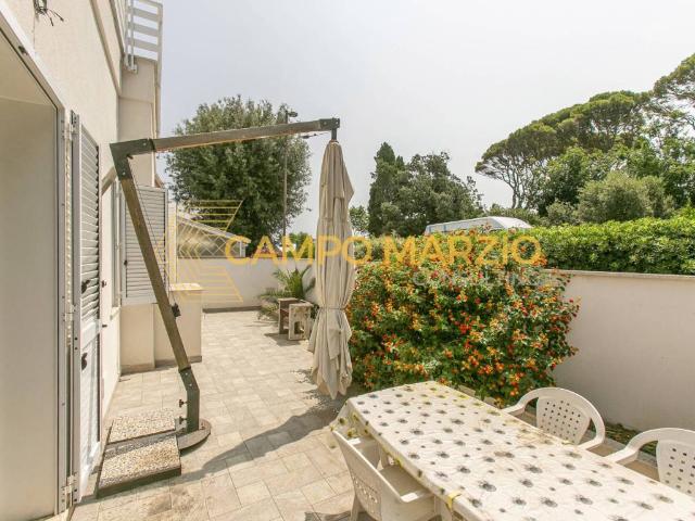 Villa in vendita a Santa Marinella RM