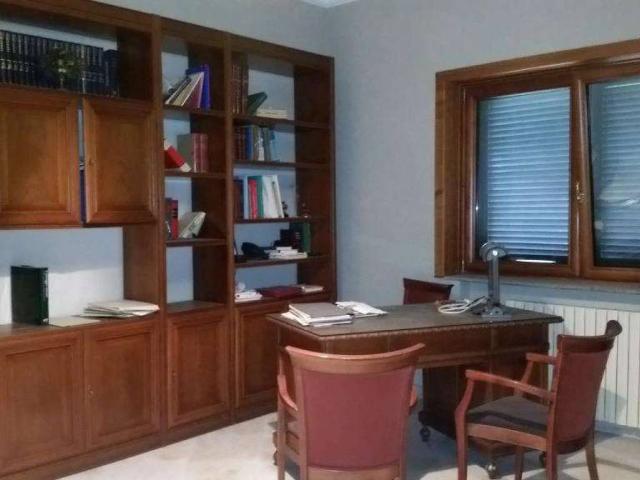 Villa in vendita a Santa Maria Capua Vetere CE