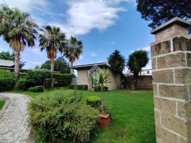 Villa in vendita a Santa Maria a Vico CE