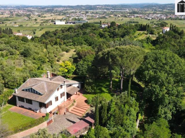 Villa in vendita a Santa Maria a Monte PI