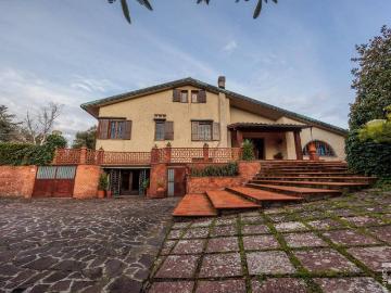 Villa in vendita a Santa Maria a Monte PI
