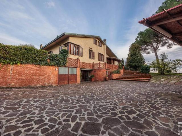 Villa in vendita a Santa Maria a Monte PI