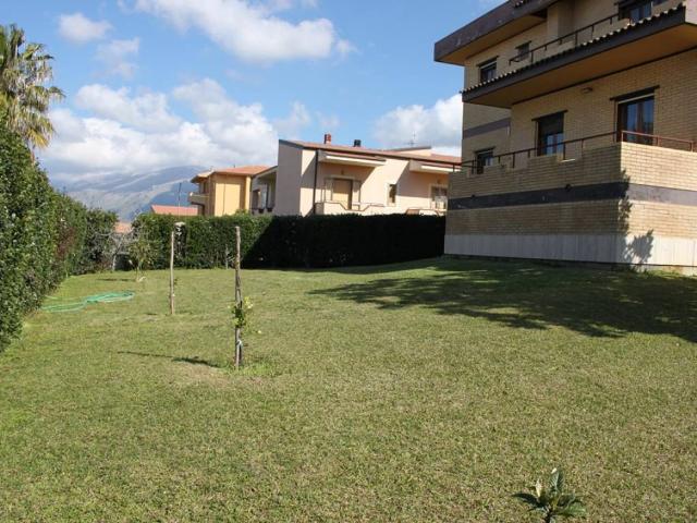 Villa in vendita a Santa Maria del Cedro CS
