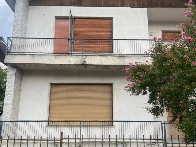Villa in vendita a Santa Maria della Versa PV