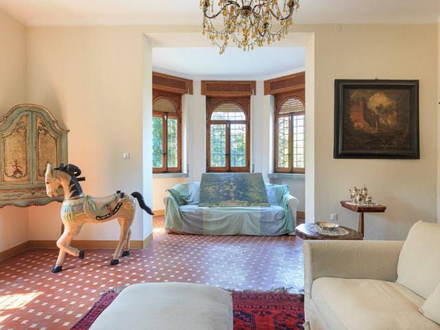 Villa in vendita a Santa Maria della Versa PV
