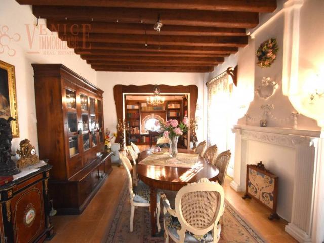 Villa in vendita a Santa Maria di Sala VE