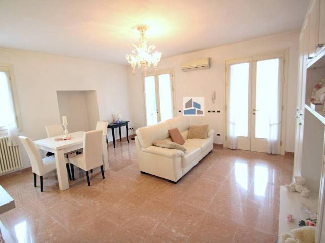 Villa in vendita a Santa Maria di Sala VE