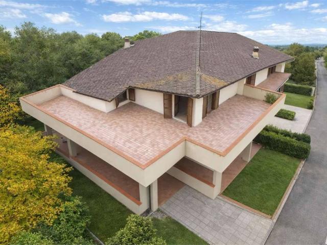 Villa in vendita a Santa Maria Nuova AN