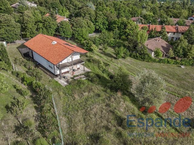 Villa in vendita a Santa Sofia FC