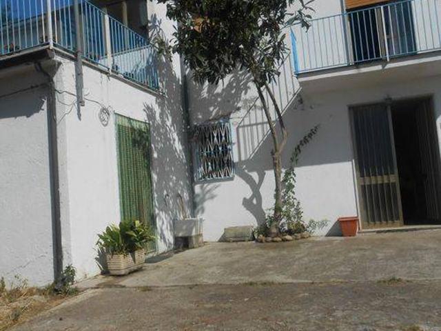 Villa in vendita a Santa Paolina AV