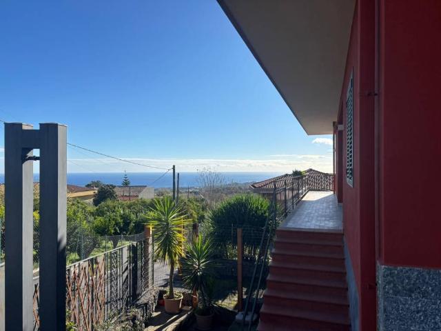 Villa in vendita a Santa Venerina CT