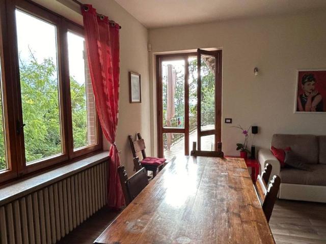 Villa in vendita a Santa Vittoria d'Alba CN