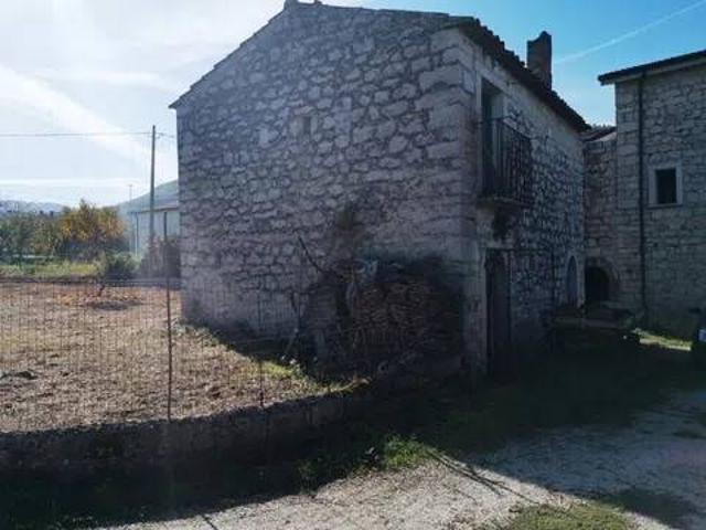 Villa in vendita a Sant'Agapito IS