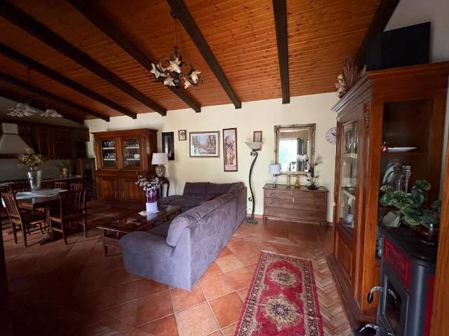 Villa in vendita a Sant'Agapito IS
