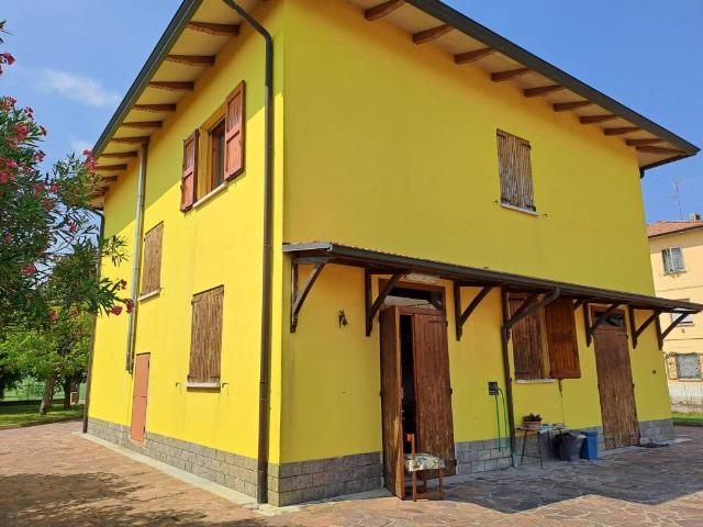Villa in vendita a Sant'Agata Bolognese BO