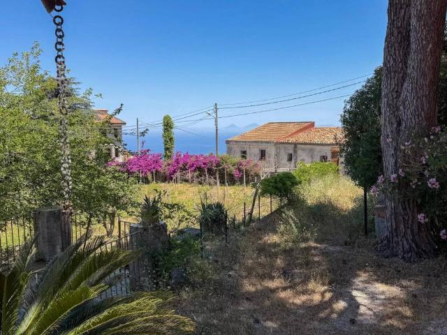 Villa in vendita a Sant'Agata di Militello ME