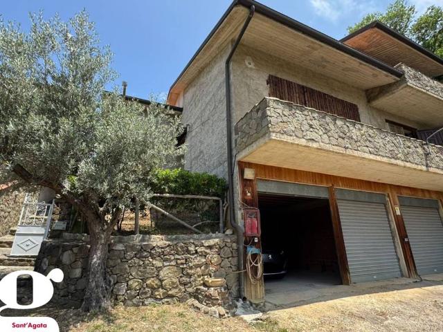 Villa in vendita a Sant'Agata di Militello ME