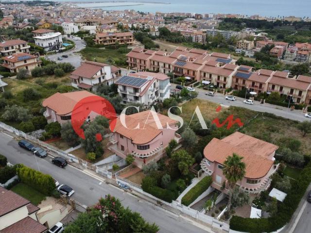 Villa in vendita a Sant'Agata di Militello ME