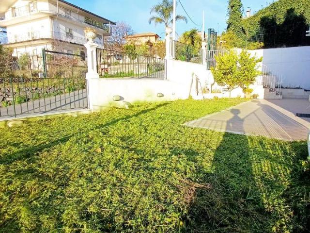 Villa in vendita a Sant'Alfio