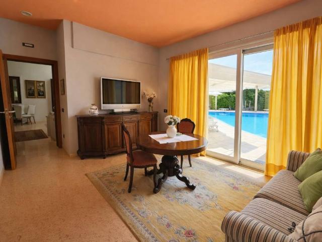 Villa in vendita a Sant'Ambrogio di Valpolicella VR