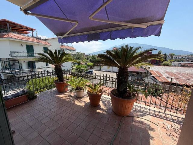 Villa in vendita a Sant'Anastasia NA