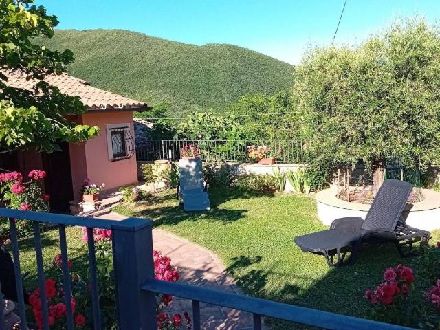 Villa in vendita a Sant'Anatolia di Narco PG