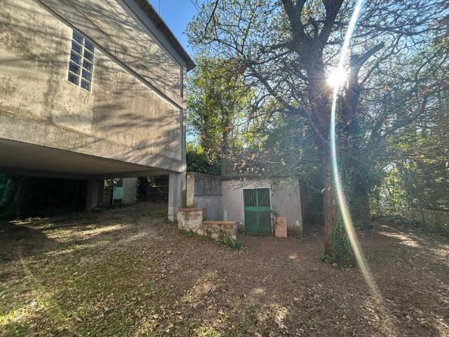 Villa in vendita a Sant'Angelo a Cupolo BN