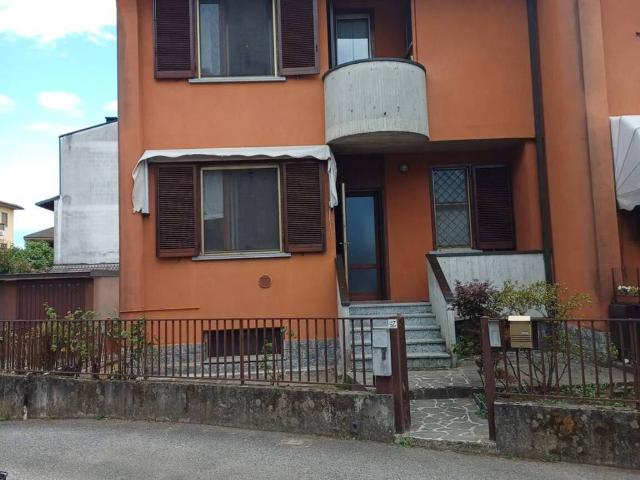 Villa in vendita a Sant'Angelo Lodigiano LO