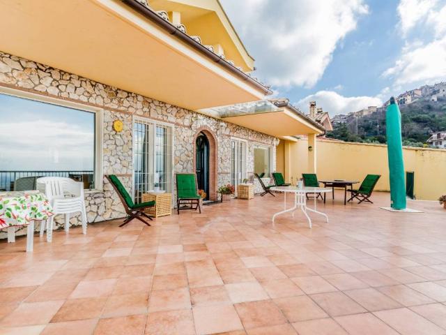 Villa in vendita a Sant'Angelo Romano RM
