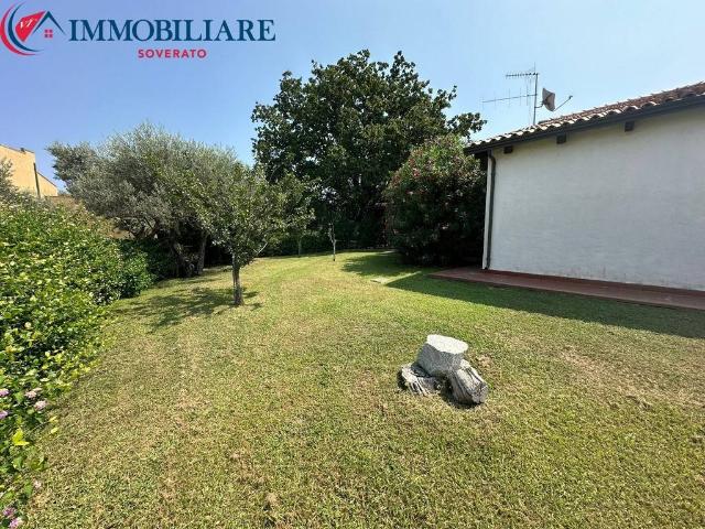 Villa in vendita a Sant'Andrea Apostolo dello Ionio CZ