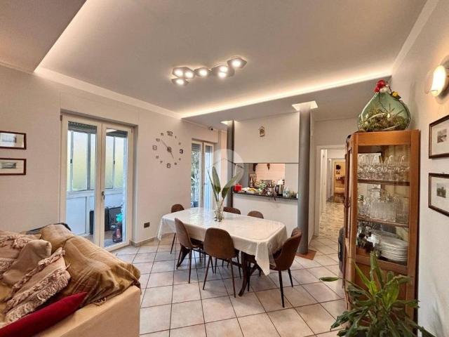 Villa in vendita a Sant'Antonio Abate NA