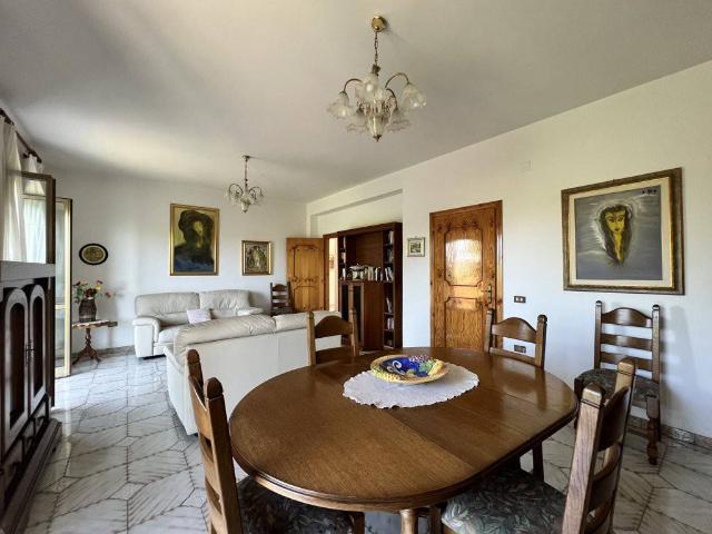 Villa in vendita a Sant'Arcangelo Trimonte BN