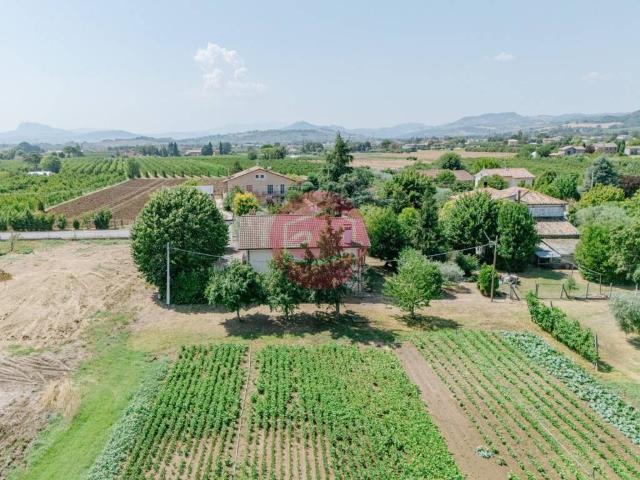 Villa in vendita a Santarcangelo di Romagna RN