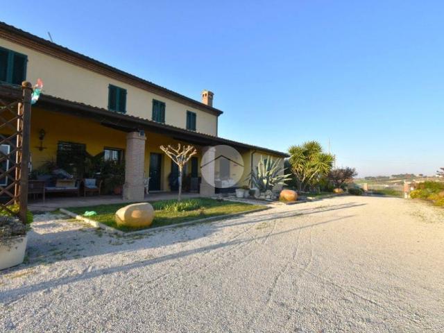 Villa in vendita a Santarcangelo di Romagna RN