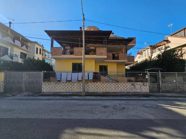 Villa in vendita a Sant'Arpino CE