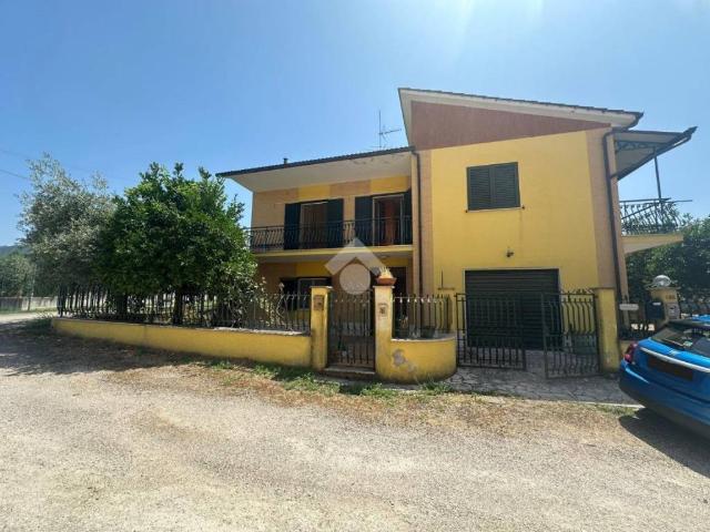 Villa in vendita a Sant'Elia Fiumerapido FR