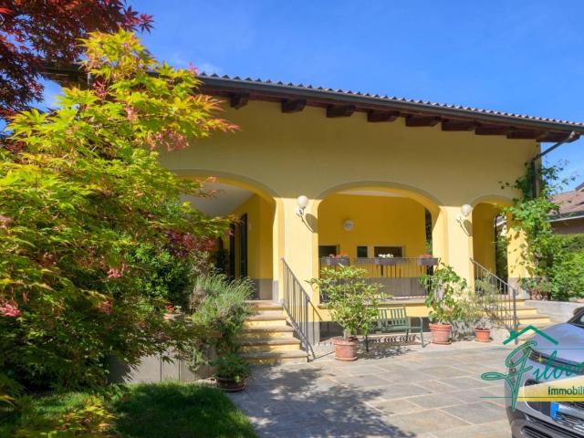 Villa in vendita a Santena TO