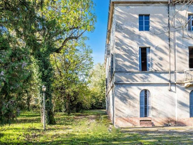 Villa in vendita a Sant'Ilario d'Enza RE