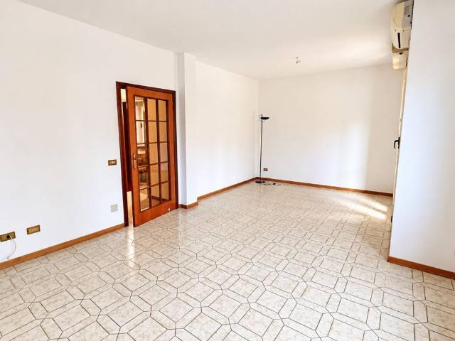Villa in vendita a Sant'Ilario d'Enza RE