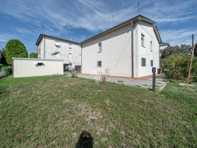 Villa in vendita a Sant'Ilario d'Enza RE