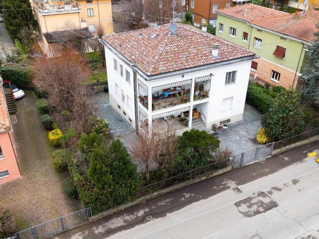 Villa in vendita a Sant'Ilario d'Enza RE