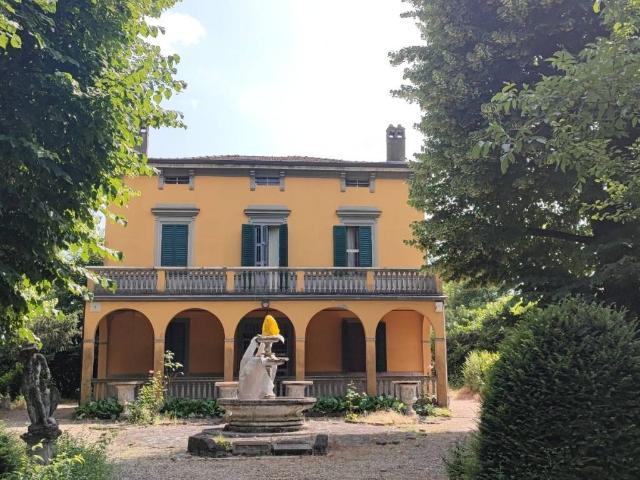 Villa in vendita a Sant'Ilario d'Enza RE