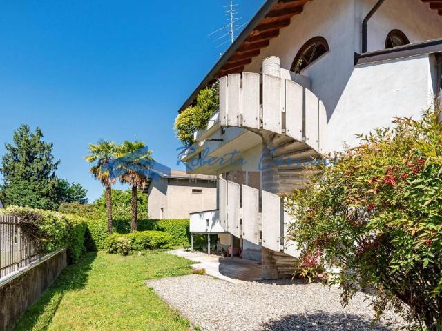 Villa in vendita a Saronno VA