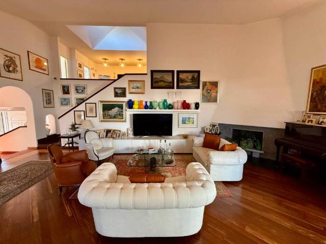 Villa in vendita a Saronno VA