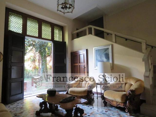 Villa in vendita a Saronno VA