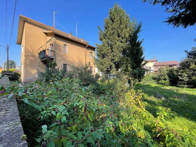 Villa in vendita a Saronno VA
