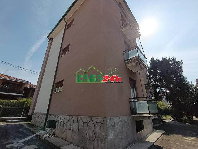 Villa in vendita a Saronno VA