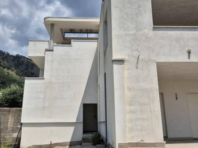 Villa in vendita a Sarno SA