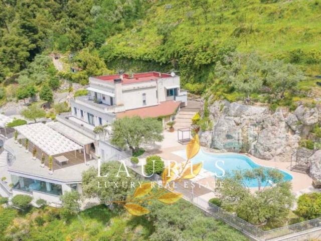 Villa in vendita a Sarno SA